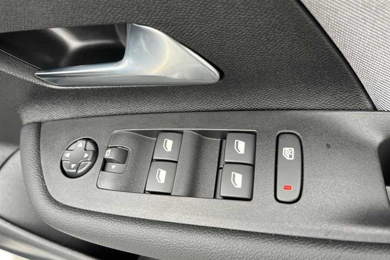 Used Vauxhall Mokka for sale - 76858029: Photo 16