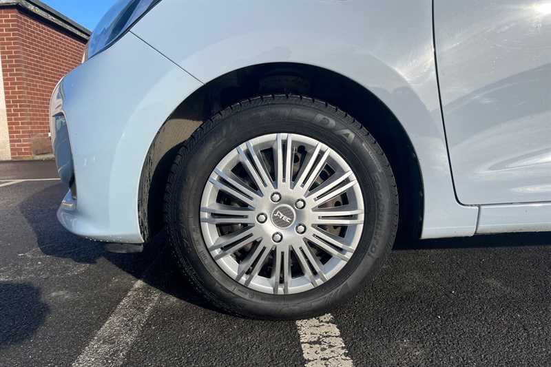 Used Hyundai i10 2018 for sale - 76530624: Photo 9