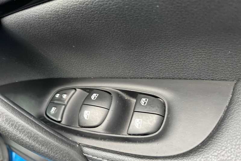 Used Nissan Qashqai 2018 for sale - 76956599: Photo 16