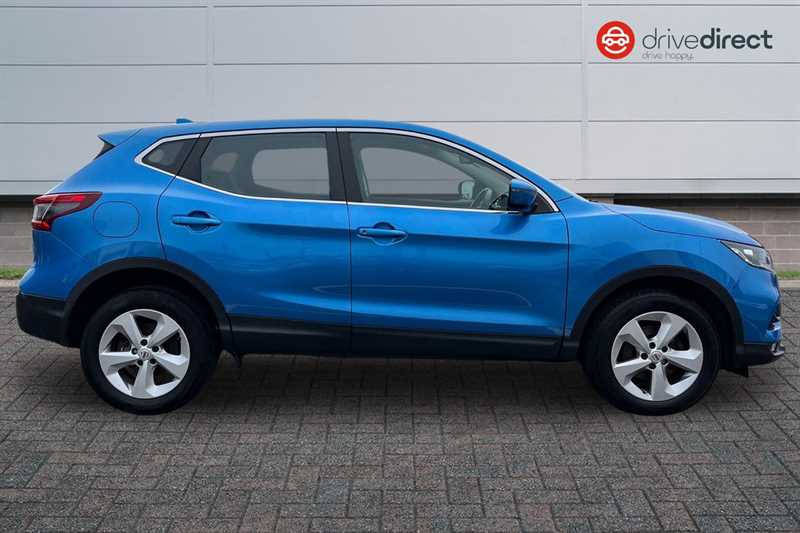 Used Nissan Qashqai 2018 for sale - 76956599: Photo 2