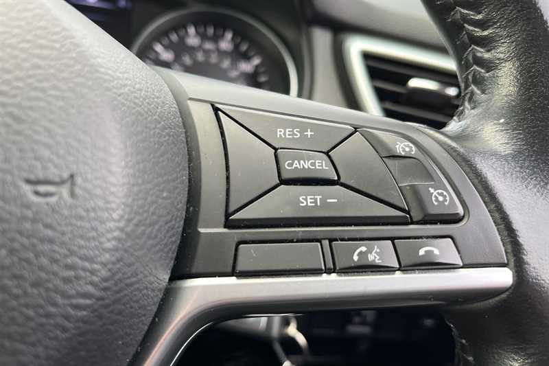 Used Nissan Qashqai 2018 for sale - 76956599: Photo 22