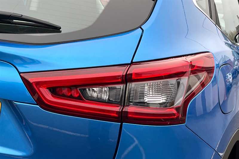 Used Nissan Qashqai 2018 for sale - 76956599: Photo 32