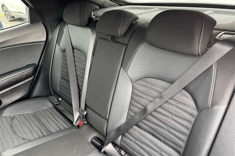 Used Kia XCeed 2023 for sale - 77972086: Photo 24