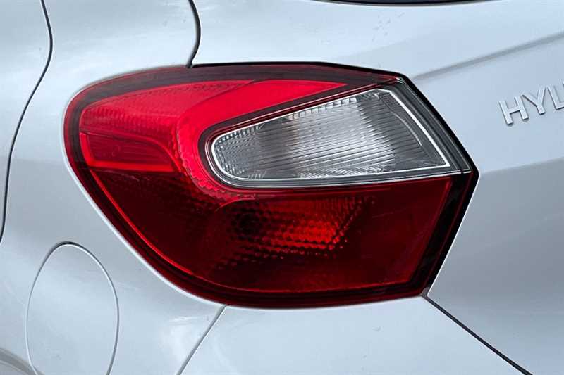 Used Hyundai i10 2024 for sale - 76463156: Photo 31