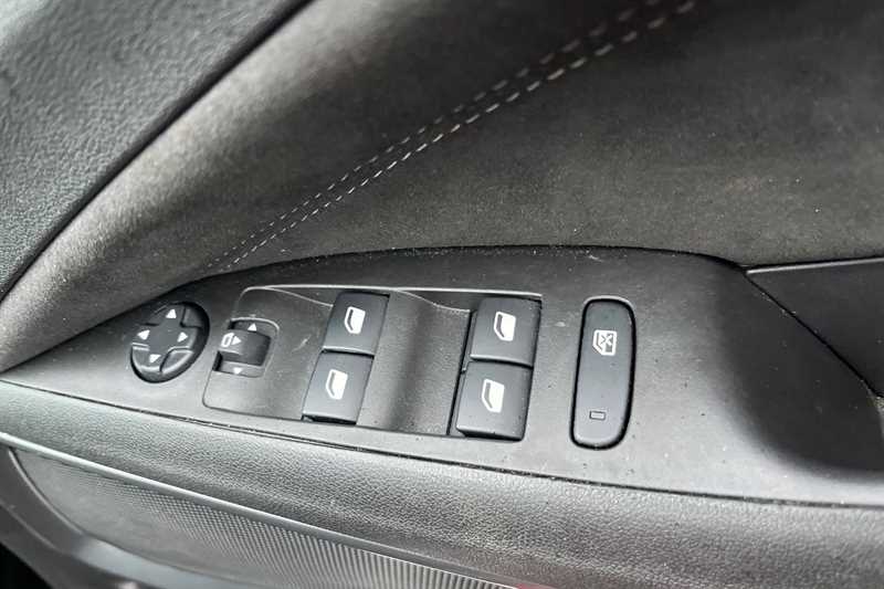 Used Vauxhall Crossland 2023 for sale - 77459390: Photo 16