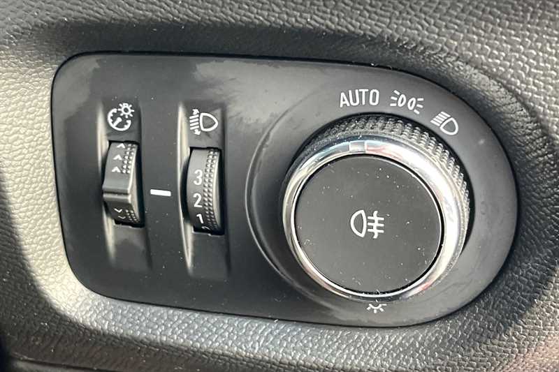 Used Vauxhall Corsa 2023 for sale - 77349257: Photo 40