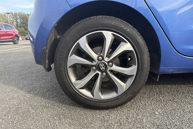 Used Hyundai i10 2019 for sale - 76447736: Photo 11