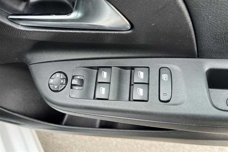 Used Vauxhall Corsa 2024 for sale - 78174348: Photo 16