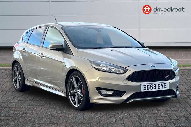 Used Ford Focus 2018 for sale - 76917108: Photo 1