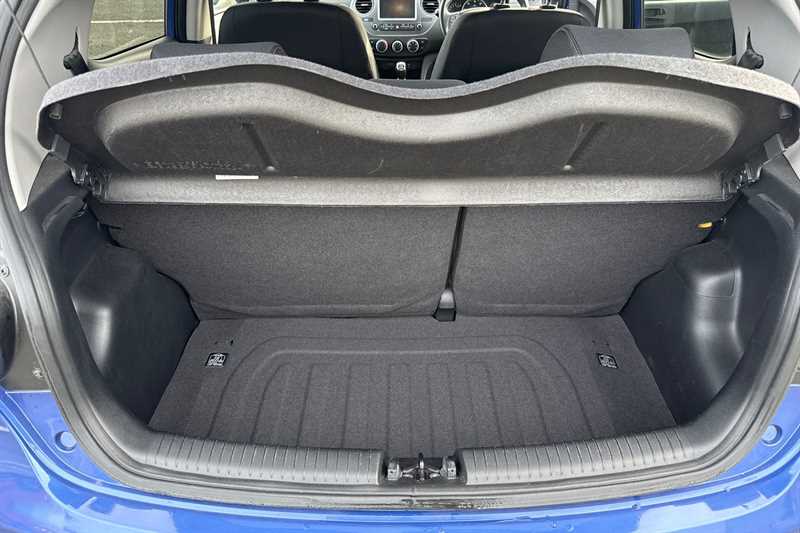 Used Hyundai i10 2019 for sale - 76503116: Photo 25