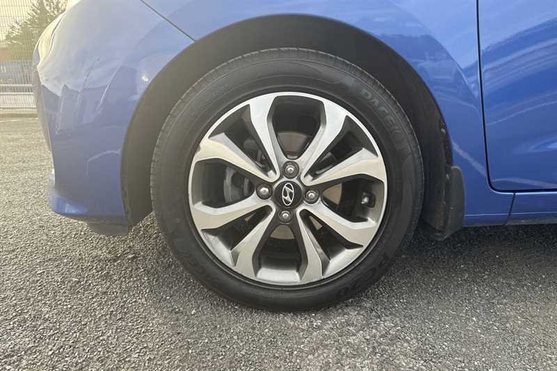 Used Hyundai i10 2019 for sale - 76503116: Photo 9