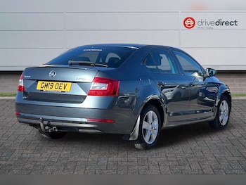 Used Skoda Octavia 2019 for sale - 77812327: Photo