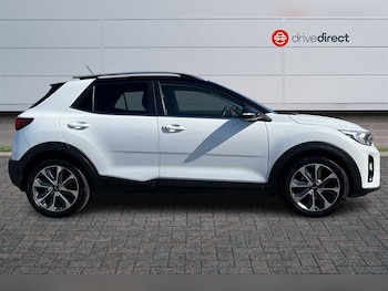 Used Kia Stonic 2018 for sale - 79398847: Photo