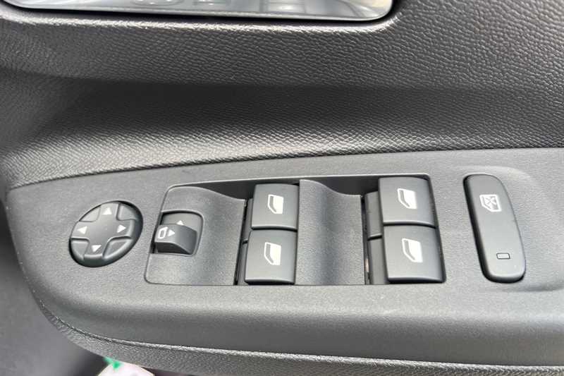 Used Vauxhall Corsa 2025 for sale - 76191281: Photo 40