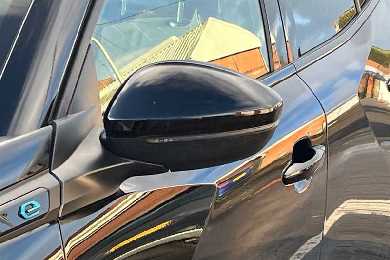 Used Peugeot 2008 2022 for sale - 77829098: Photo 35