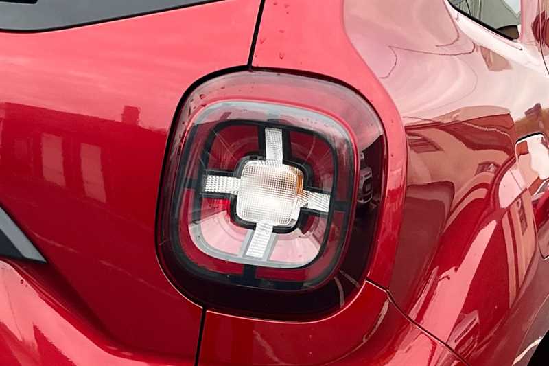 Used Dacia Duster 2020 for sale - 76552652: Photo 32