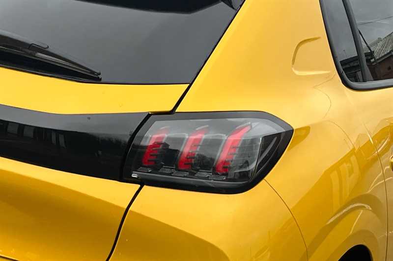 Used Peugeot 208 2023 for sale - 76956495: Photo 32