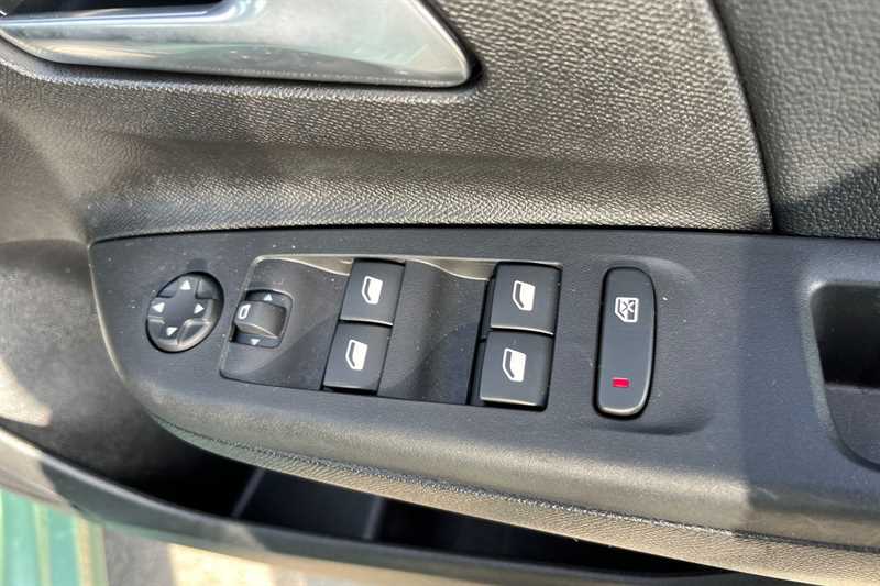 Used Vauxhall Corsa 2025 for sale - 77944567: Photo 16