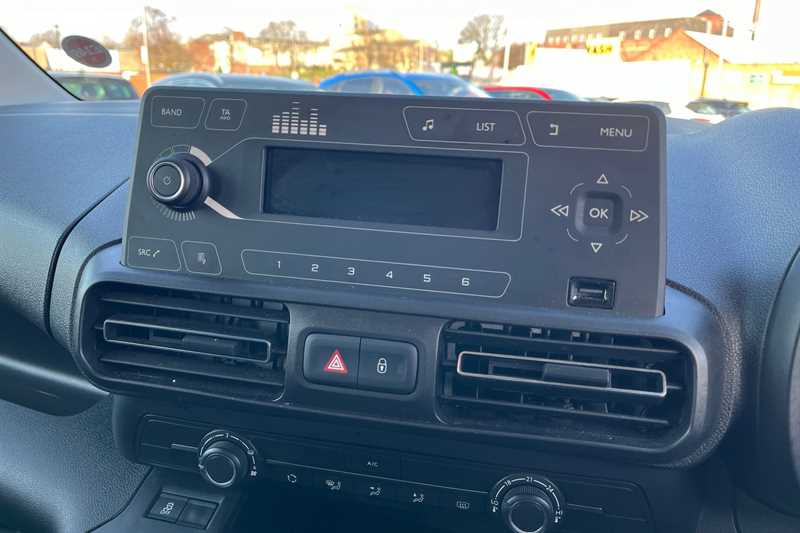 Used Vauxhall Combo Life 2022 for sale - 76490157: Photo 17