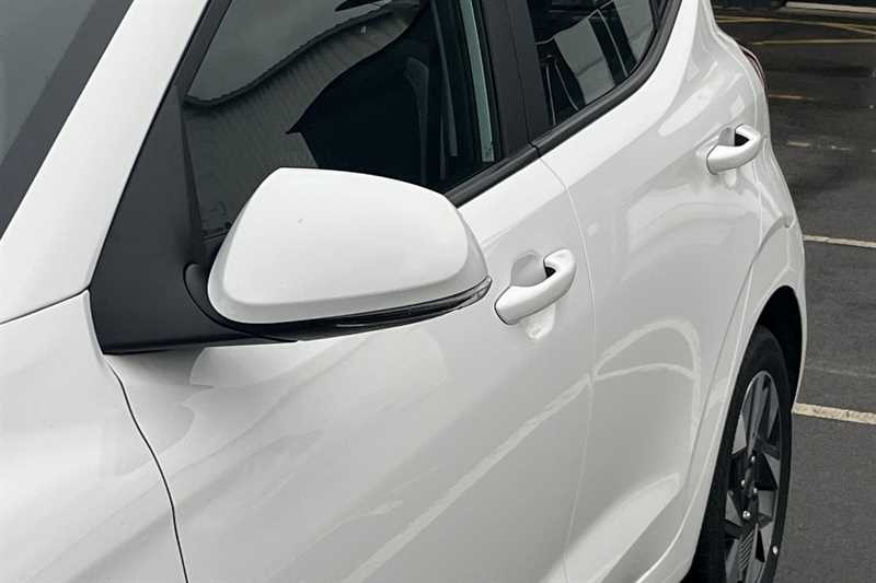 Used Hyundai i10 2024 for sale - 76945275: Photo 35