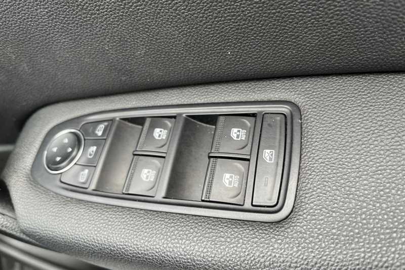 Used Renault Captur 2021 for sale - 78130141: Photo 16