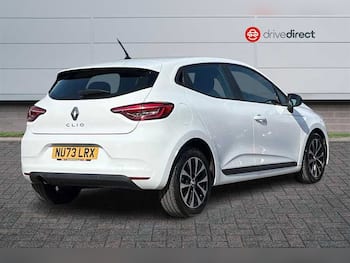 Used Renault Clio 2023 for sale - 79682653: Photo