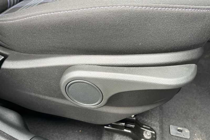 Used Hyundai i10 for sale - 76733334: Photo 26