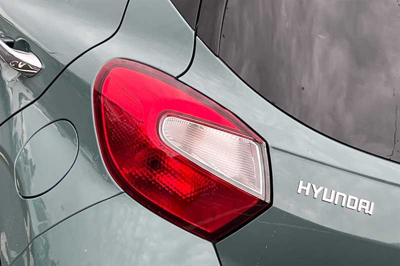 Used Hyundai i10 for sale - 76733334: Photo 31