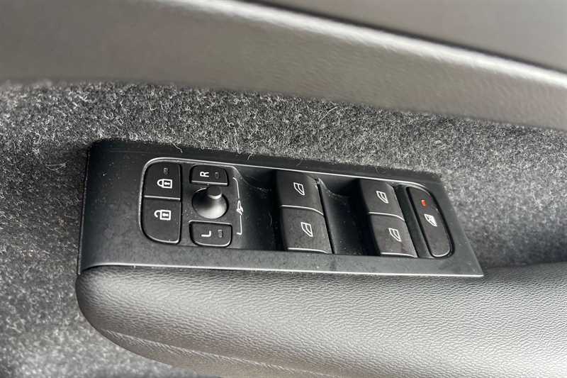 Used Volvo XC40 2018 for sale - 78217533: Photo 16