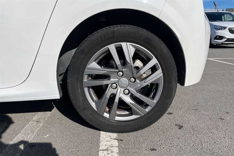 Used Peugeot 208 2021 for sale - 76088243: Photo 10