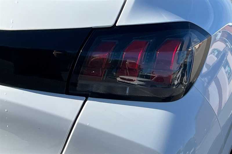Used Peugeot 208 2021 for sale - 76088243: Photo 32