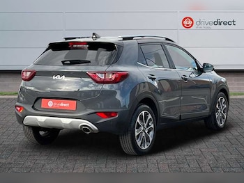 Used Kia Stonic 2023 for sale - 75917168: Photo