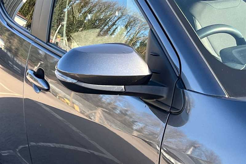 Used Toyota Yaris 2023 for sale - 78188339: Photo 34