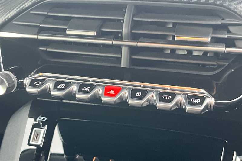 Used Peugeot 208 2023 for sale - 76891225: Photo 15