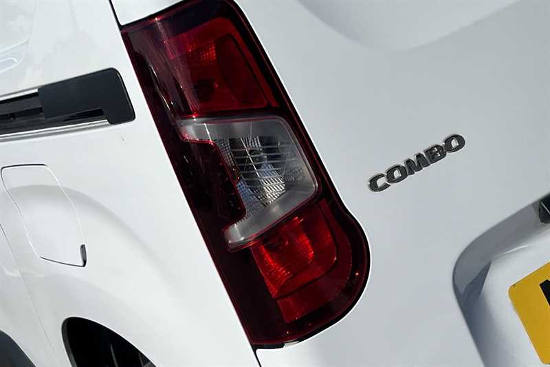Used Vauxhall Combo 2022 for sale - 76096682: Photo 31