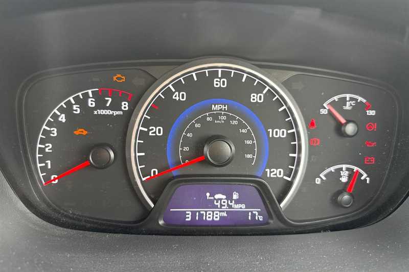 Used Hyundai i10 for sale - 76462787: Photo 20