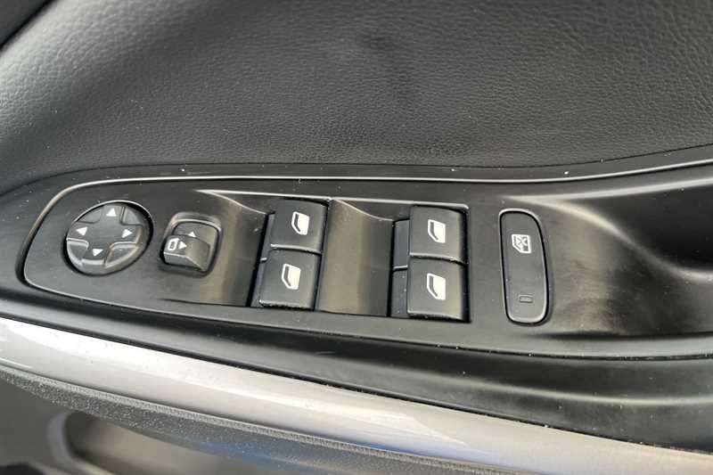 Used Vauxhall Grandland 2022 for sale - 77323067: Photo 16