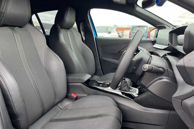 Used Peugeot 208 2023 for sale - 77914734: Photo 23