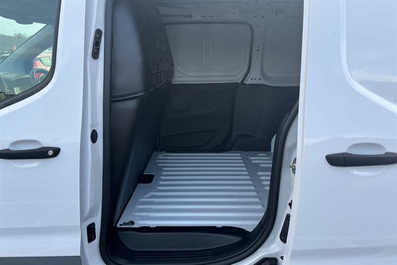 Used Vauxhall Combo 2024 for sale - 77232443: Photo 36