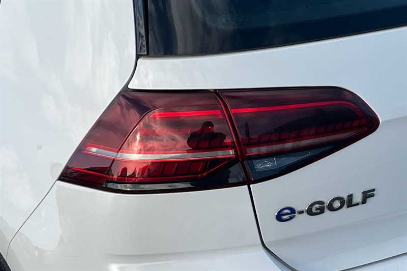 Used Volkswagen Golf 2020 for sale - 76956504: Photo 31