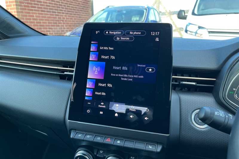 Used Renault Clio 2021 for sale - 77899733: Photo 17