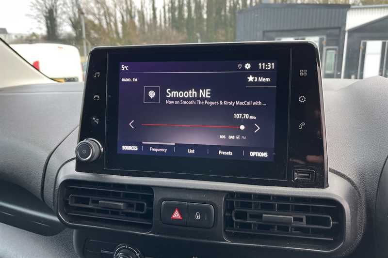 Used Vauxhall Combo for sale - 76857716: Photo 17