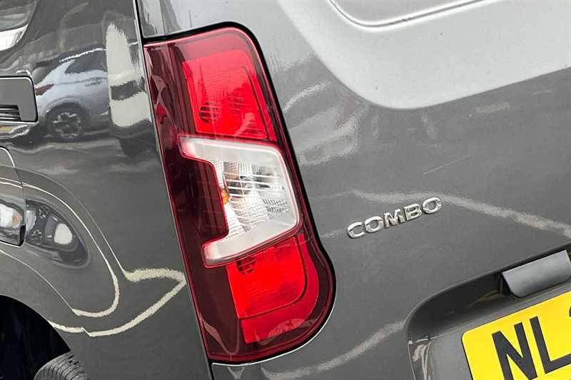 Used Vauxhall Combo for sale - 76857716: Photo 31