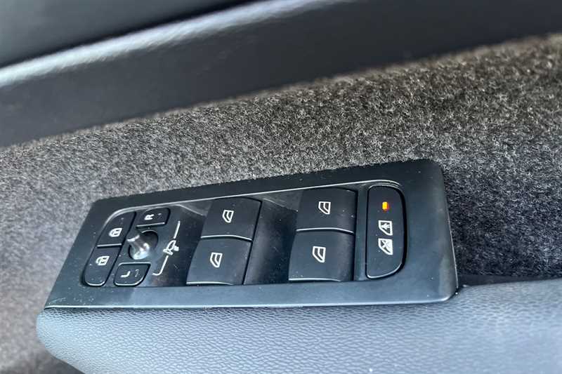 Used Volvo XC40 2022 for sale - 77445089: Photo 16