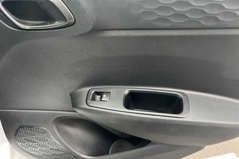 Used Hyundai i10 2024 for sale - 76956267: Photo 39