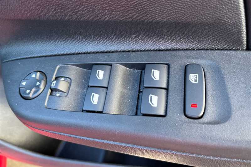 Used Vauxhall Corsa 2023 for sale - 77322418: Photo 16