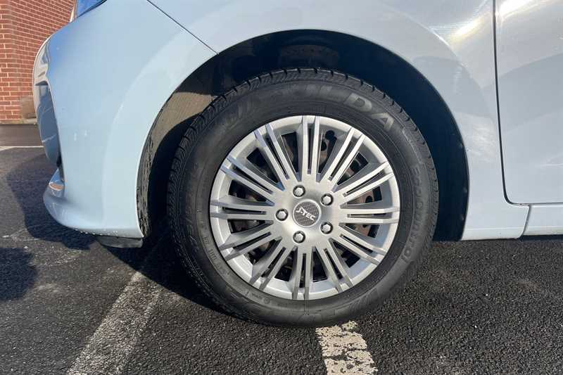 Used Hyundai i10 2018 for sale - 76516913: Photo 11