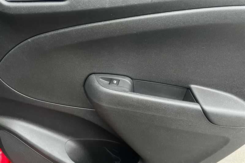 Used Vauxhall Crossland 2023 for sale - 77561308: Photo 37