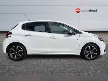 Used Peugeot 208 2018 for sale - 79862897: Photo