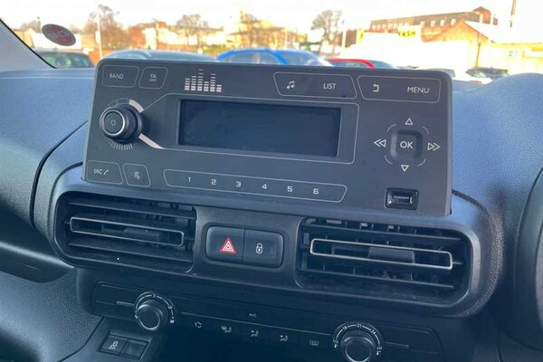 Used Vauxhall Combo Life 2022 for sale - 75544776: Photo 17